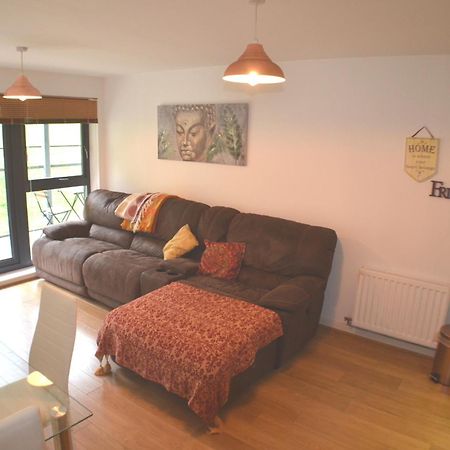 Brentwood Town Retreat - Large 2 Bedroom Apartment Esterno foto