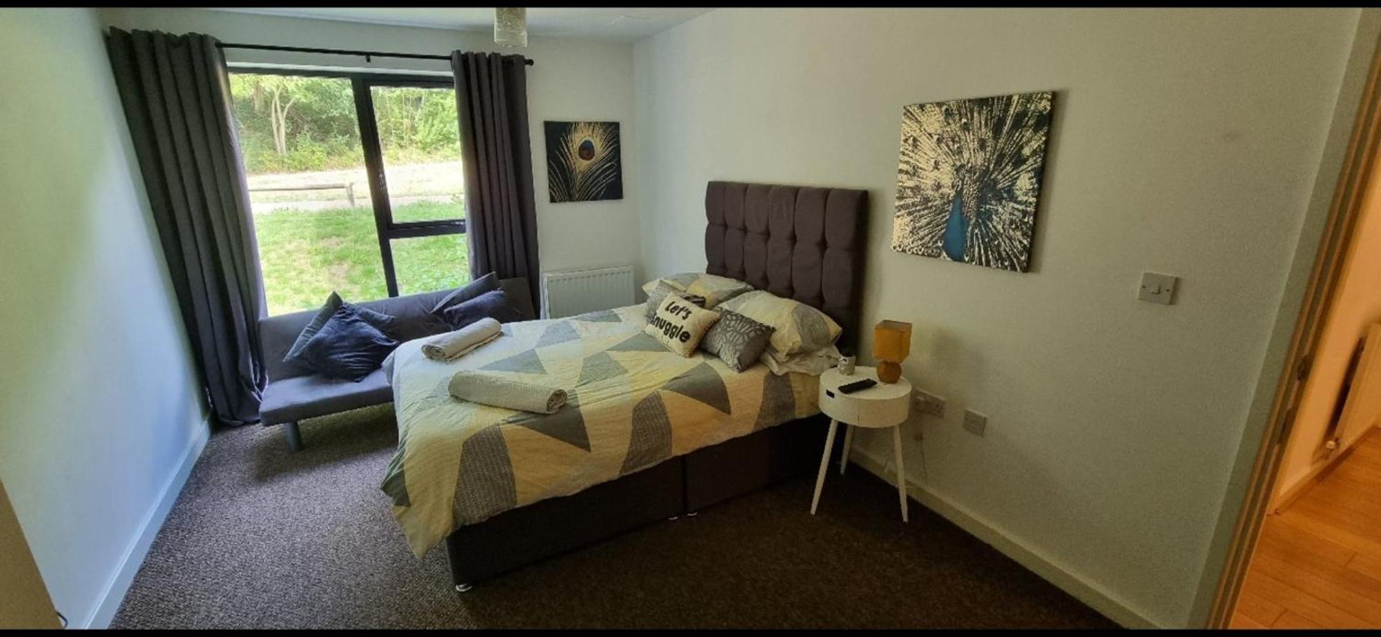 Brentwood Town Retreat - Large 2 Bedroom Apartment Esterno foto